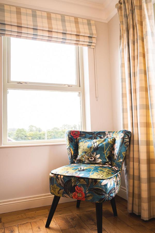 Ballyheifer House - A Beautiful 5 Bedroom Home. แมกเฮอราเฟลท์ ภายนอก รูปภาพ